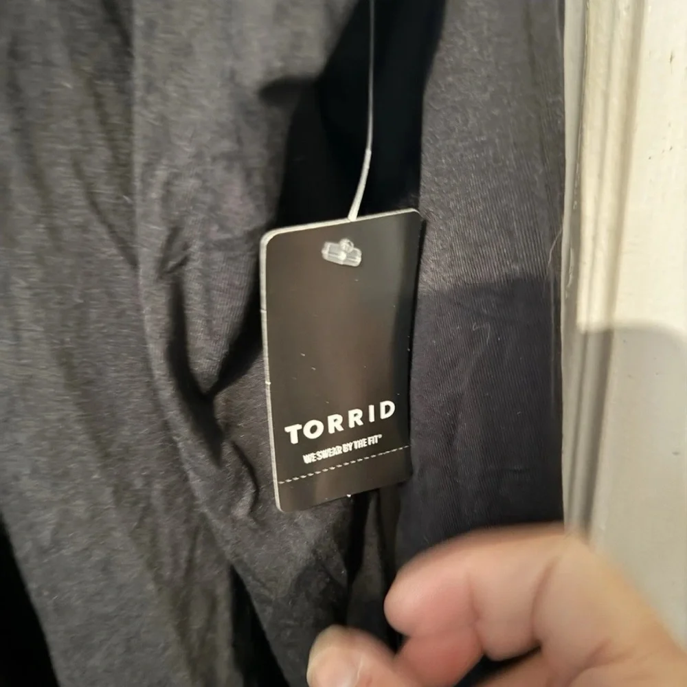 Torrid Super Soft Lace Trim Tie Front Top Black Size 3 (3X) NWT - Picture 7 of 8